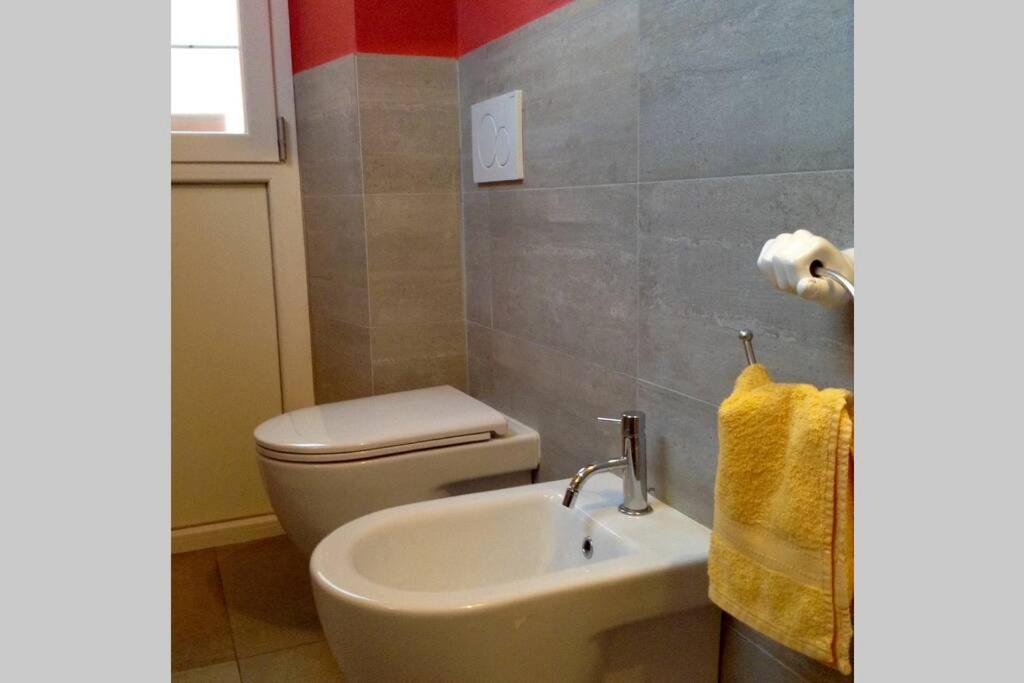 Attico Incerpi, Terrazza Sui Tetti Di Montecatini Terme Apartamento Exterior foto