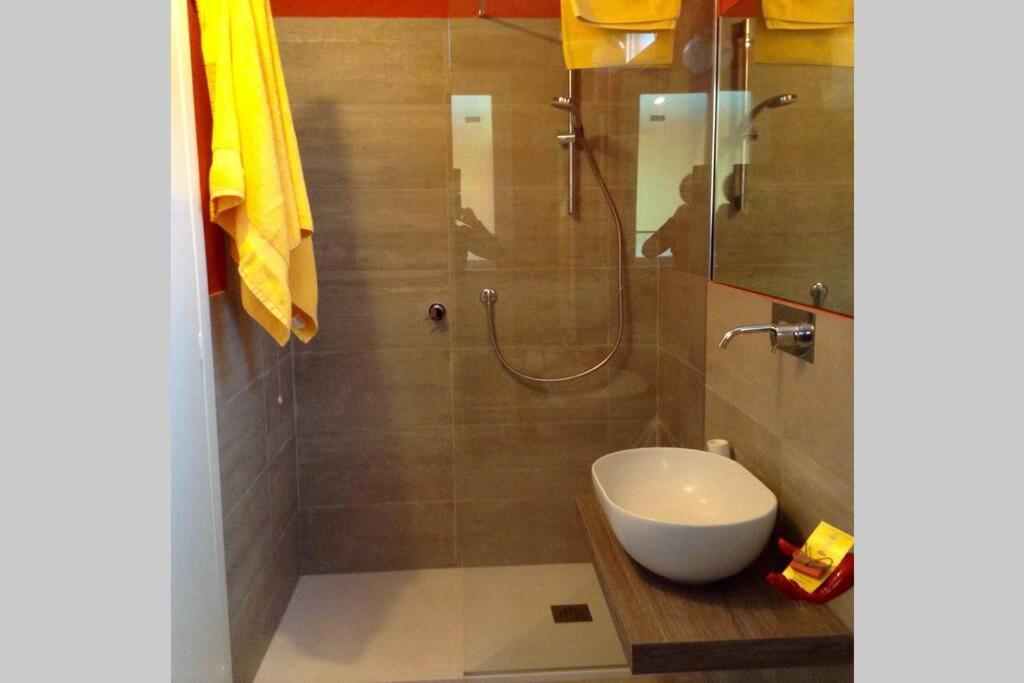 Attico Incerpi, Terrazza Sui Tetti Di Montecatini Terme Apartamento Exterior foto